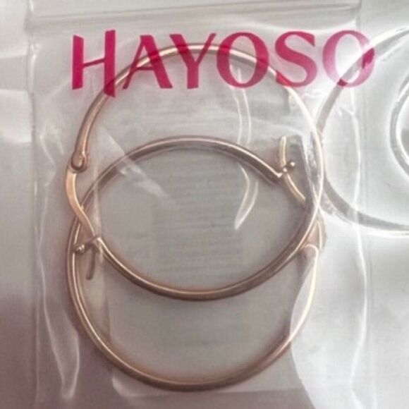 NWB Hayoso 18K Gold Plated Hoop Earrings for Women 30mm Rose Gold B12 - Picture 5 of 5